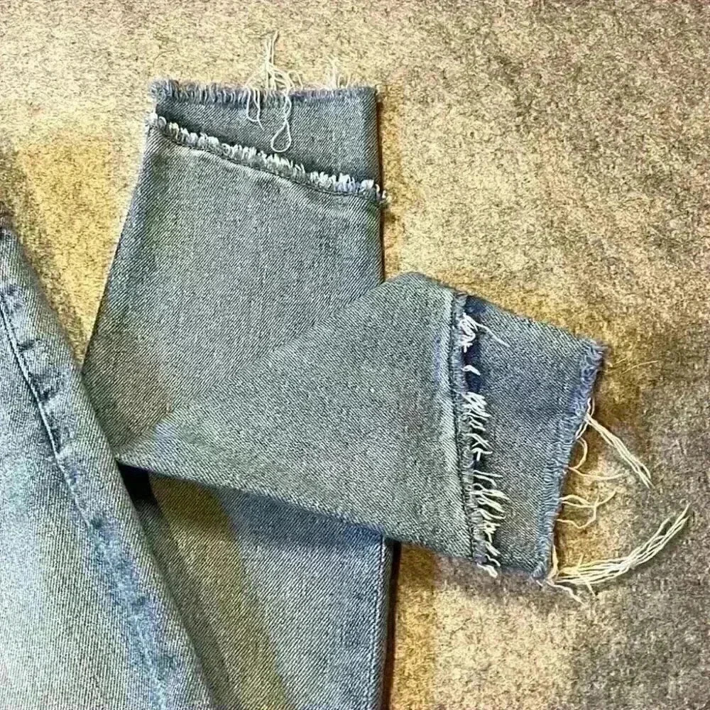 7 for all Mankind, The Ankle Skinny Lux Vintage. Unique Ankle Detail!! - Picture 4 of 12